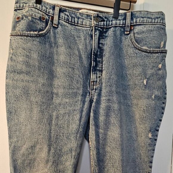Abercrombie and Fitch 90s High Rise Acid Wash Skinny Jeans - Picture 2 of 7